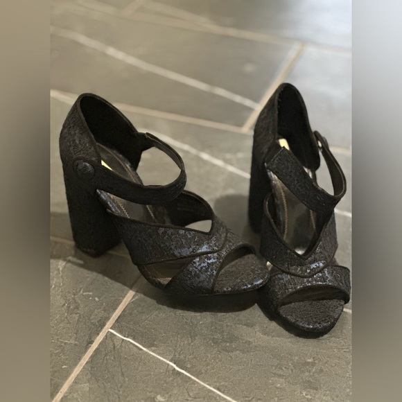 Chunky zara heels - Picture 2 of 3